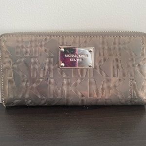 Silver Michael Kors Wallet